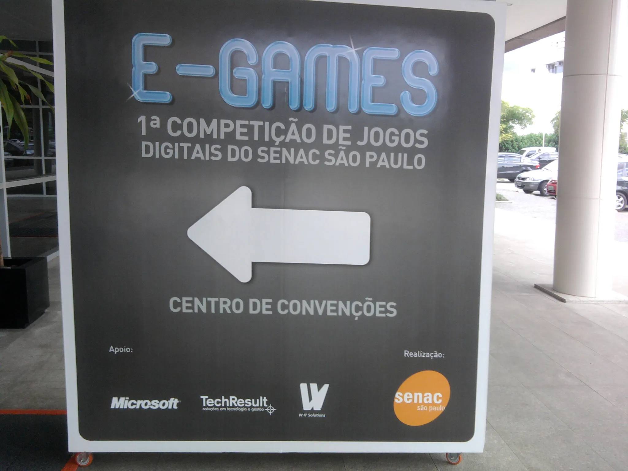 Entrada do evento no SENAC Santo Amaro